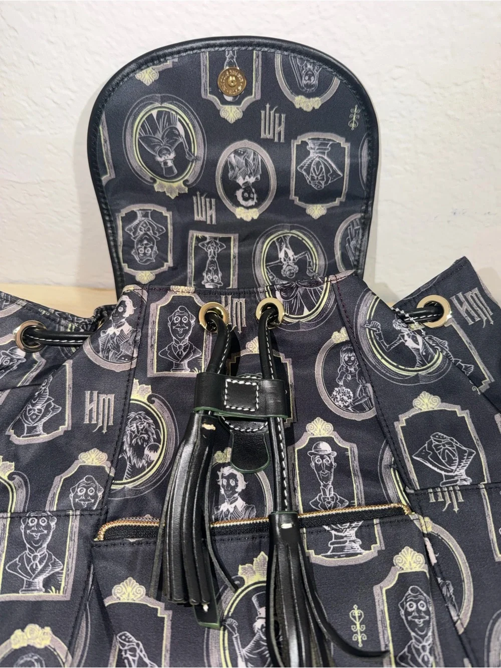 NWT Disney Dooney & Bourke Haunted Mansion Portraits Drawstring Nylon Backpack